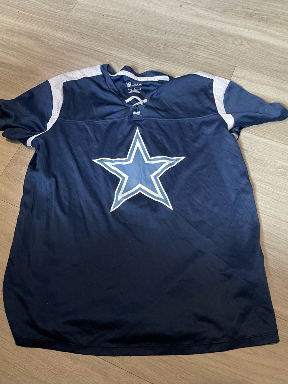 NFL Navy and White Dallas Star Short Sleeve Tee